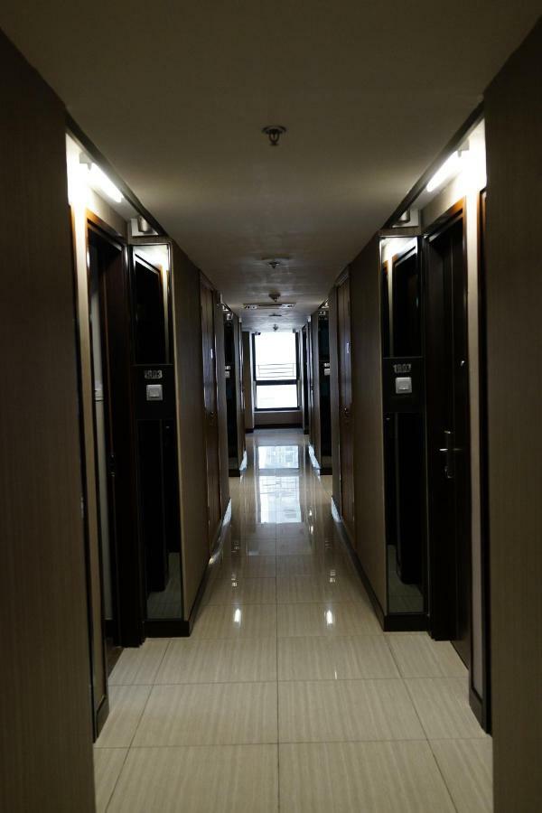 Cruise Hotel Kowloon  Eksteriør billede